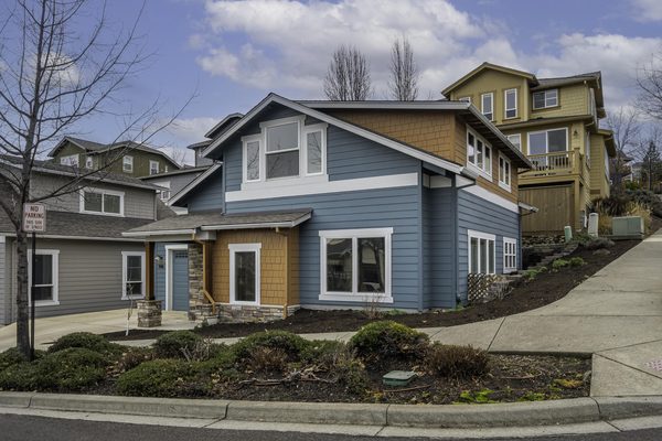946 Stoneridge Avenue, Ashland, OR 97520