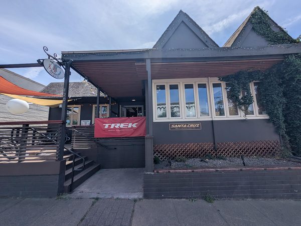 120 130 E Main Street, Ashland, OR 97520
