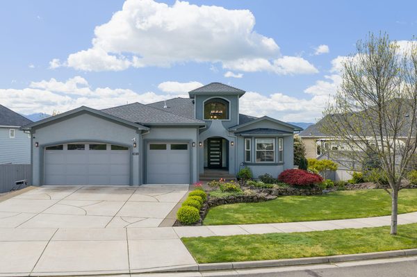 4240 Evening Ridge Terrace, Medford, OR 97504
