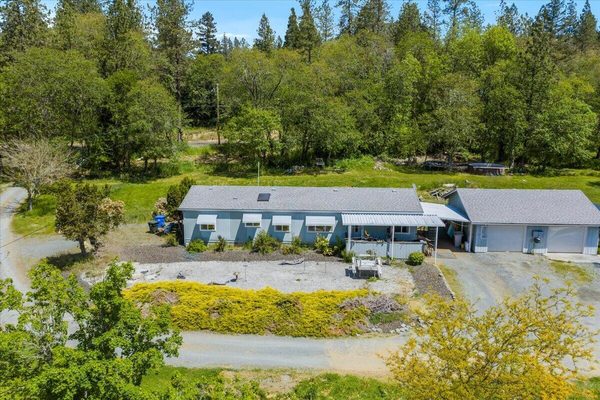 2447 Stringer Gap Road, Grants Pass, OR 97527