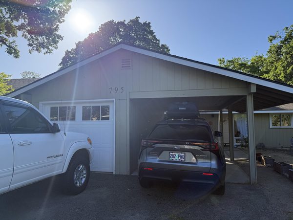 795 Twin Pines Circle, Ashland, OR 97520