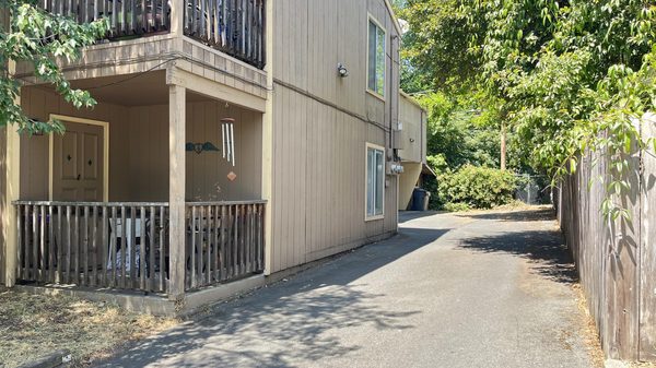 508 NW E Street, A,B,C, Grants Pass, OR 97526