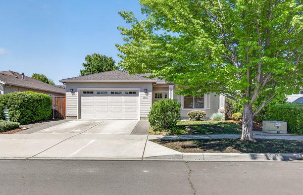 1621 Monarch Lane, Medford, OR 97504