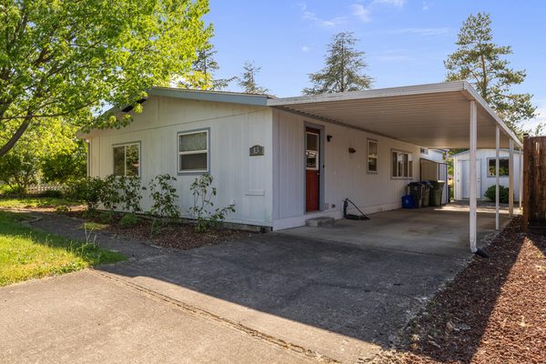 215 Tolman Creek Road, SPC 13, Ashland, OR 97520