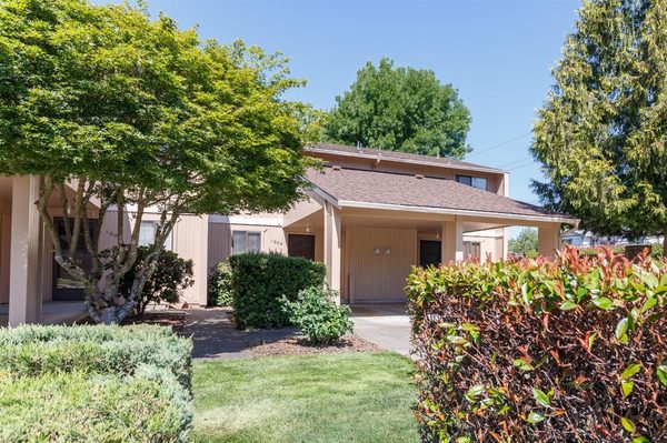 1004 SE Camelot Drive, Grants Pass, OR 97526