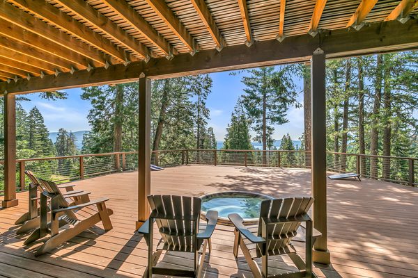 2042 Hyatt Prairie Road, Ashland, OR 97520