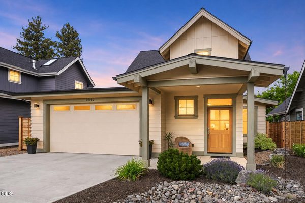 20042 SW Sunny Way, Bend, OR 97702