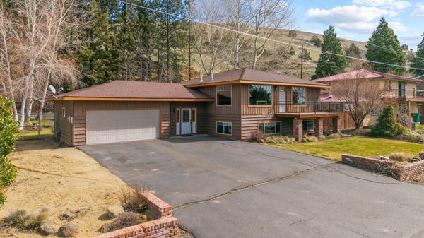 1531 Kimberly Drive, Klamath Falls, OR 97603