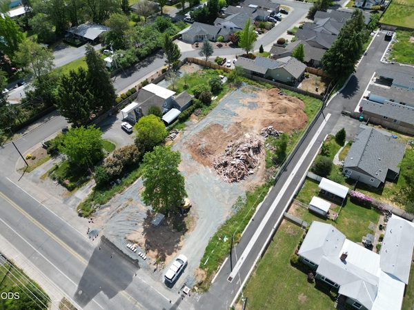 1419 Fruitdale Drive, Grants Pass, OR 97527