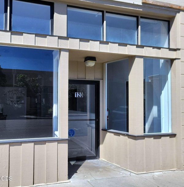 120 SW J Street, A, Grants Pass, OR 97526