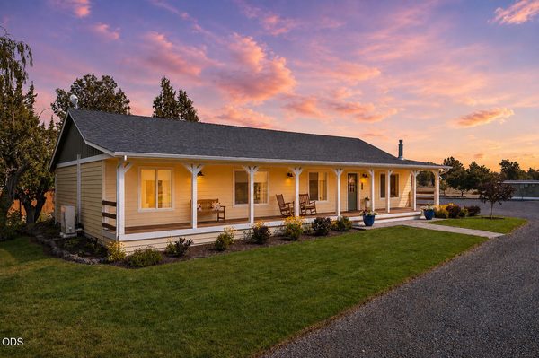 24855 Deer Lane, Bend, OR 97701