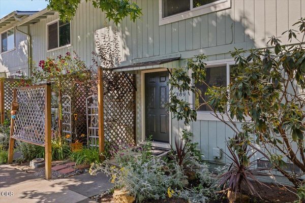 369 Glenn Street, Ashland, OR 97520