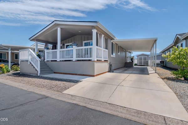 3555 S Pacific Highway, SPC 205, Medford, OR 97501