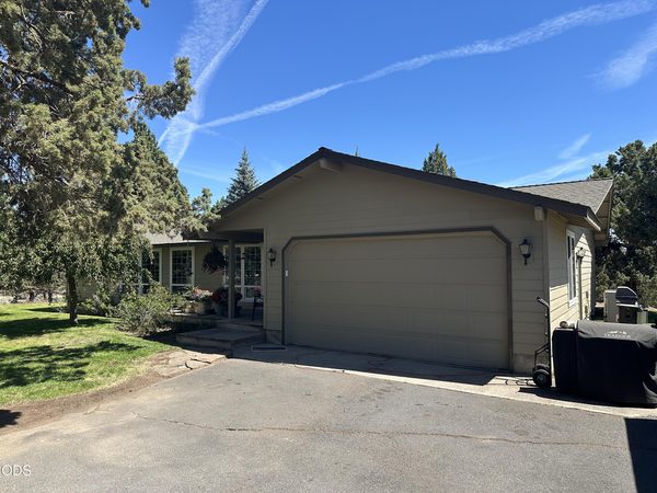 23348 Chisholm Trail, Bend, OR 97702