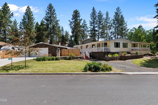 60944 McMullin Drive, Bend, OR 97702