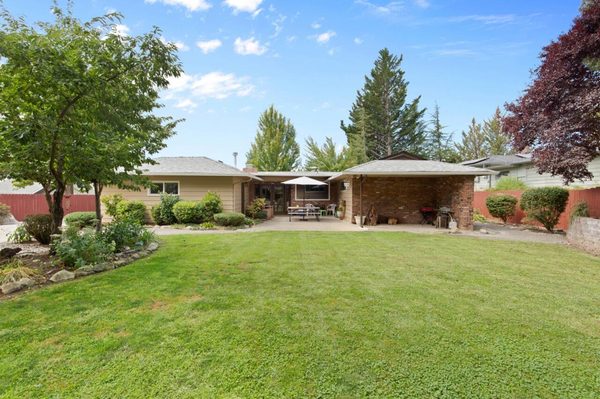 2243 Scoville Road, Grants Pass, OR 97526