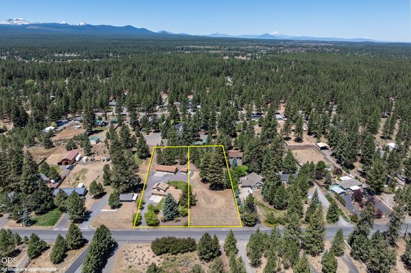 19572 Apache Road, Bend, OR 97702