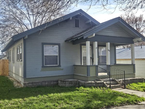 1720 Menlo Way, Klamath Falls, OR 97601