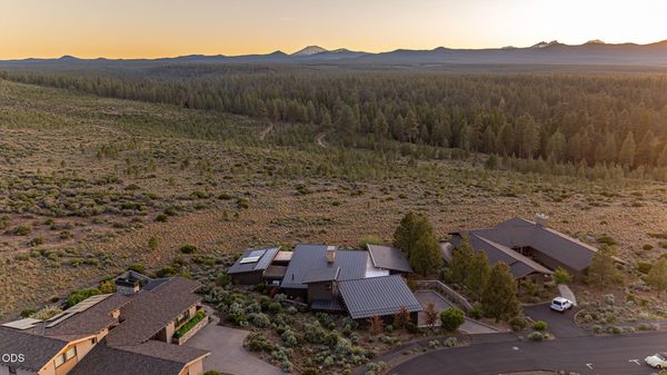 62608 Sparrow Hawk Circle, Bend, OR 97703