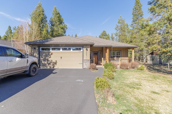 16802 Pony Express Way, Bend, OR 97707