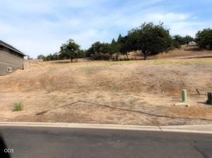 1007 Ruby Meadows Drive, Eagle Point, OR 97524