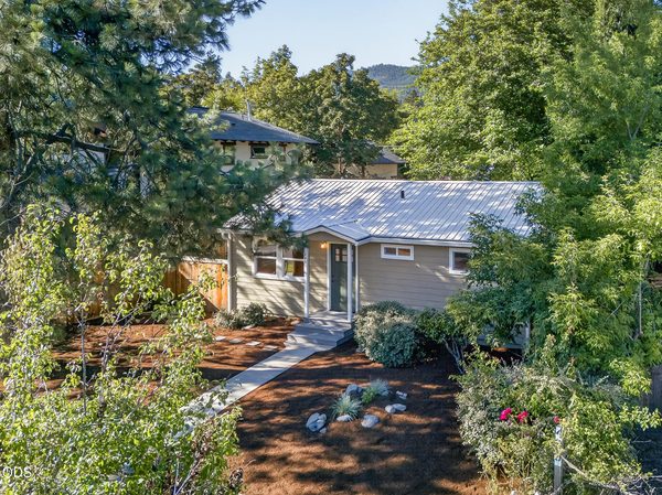 840 B Street, Ashland, OR 97520