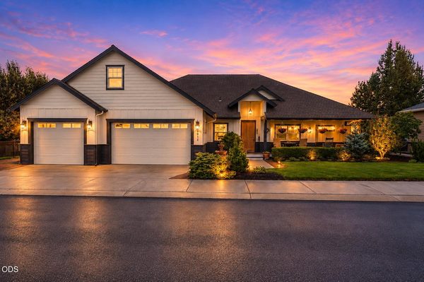 3914 SW Tommy Armour Lane, Redmond, OR 97756