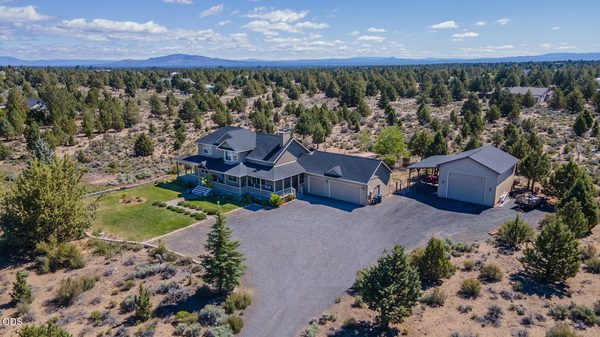 60900 Jennings Road, Bend, OR 97702