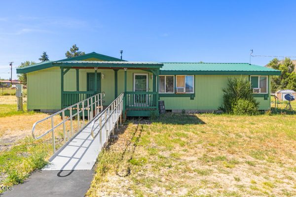 6505 Hilyard Avenue, Klamath Falls, OR 97603