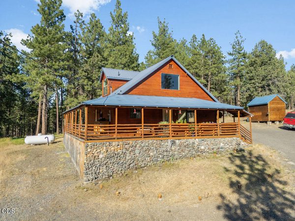32671 Magpie Drive, Chiloquin, OR 97624