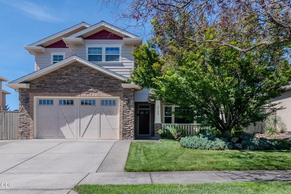 3733 Sherwood Park Drive, Medford, OR 97504