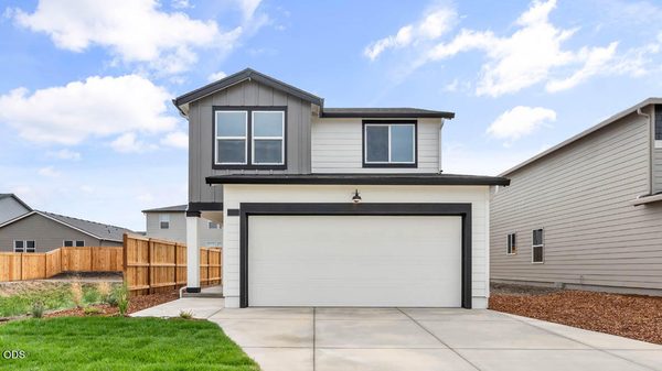 2570 Addysen Park Way, Medford, OR 97501