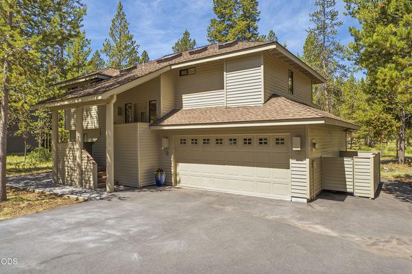 57691 Splitrock Lane, Lot 9, Sunriver, OR 97707