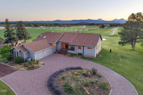65055 Old Bend Redmond Highway, Bend, OR 97703
