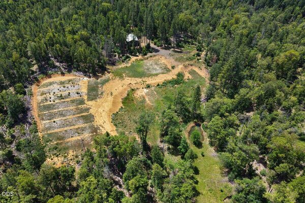 35000 Redwood Highway, Cave Junction, OR 97523