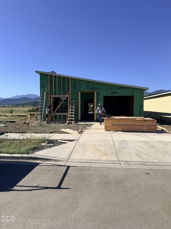 627 Terrazzo Way, Medford, OR 97501