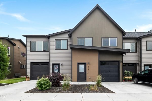 538 NW 28th, Redmond, OR 97756