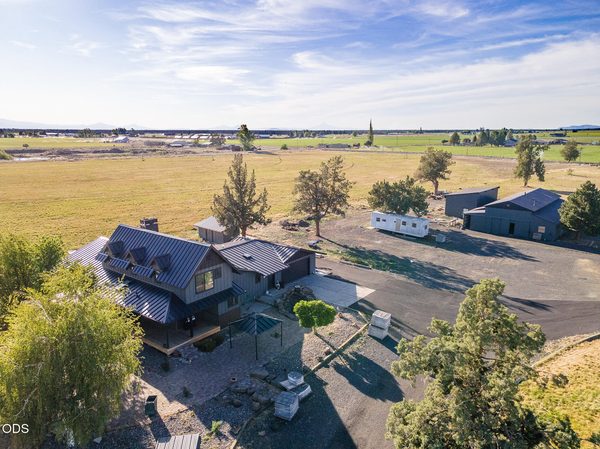 26275 Willard Road, Bend, OR 97701