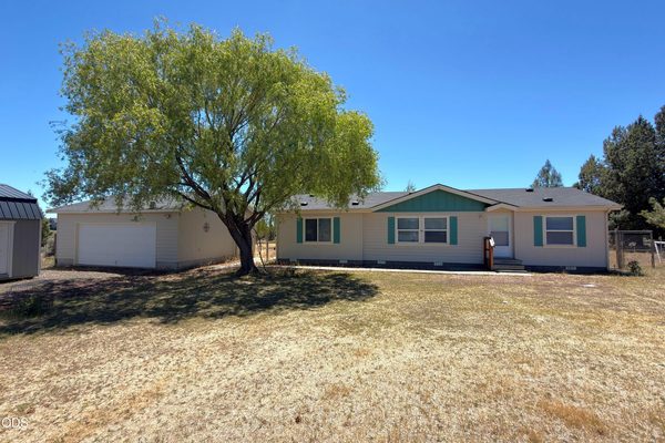 7489 SW Robin Drive, Terrebonne, OR 97760