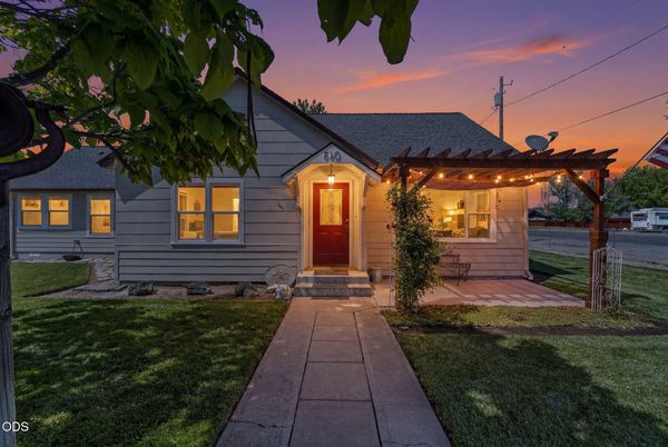 540 E 2nd Street, Merrill, OR 97633
