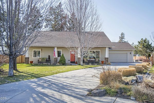 1453 NW 20th Court, Redmond, OR 97756