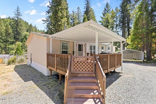 4300 Pleasant Creek Road, Rogue River, OR 97537