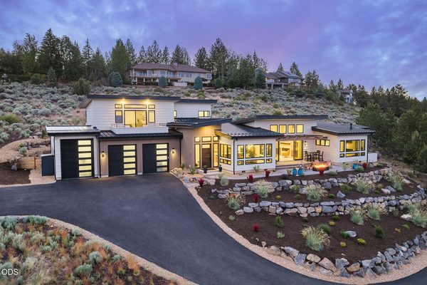 2375 NW Wyeth Place, Bend, OR 97703