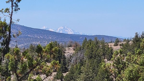 1121 SE Happy Trails Lane, Prineville, OR 97754