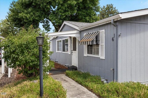 4624 S Pacific Highway, UNIT 61, Phoenix, OR 97535