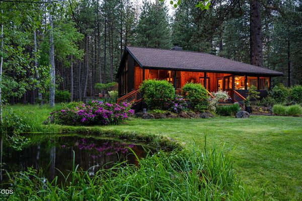 26359 SW Tamarack Lane, Camp Sherman, OR 97730