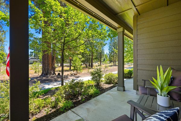 950 N Hindeman Avenue, Sisters, OR 97759