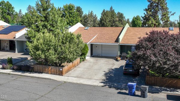 844 SE Stratford Court, Bend, OR 97702