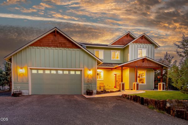 17101 SE Hopi Road, Prineville, OR 97754