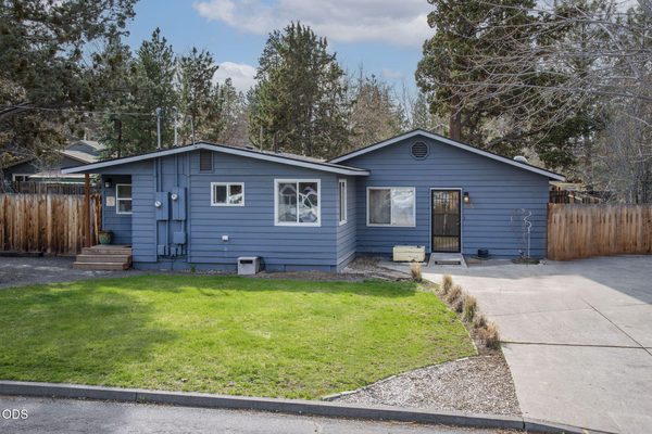 475 SE Douglas Street, Bend, OR 97702